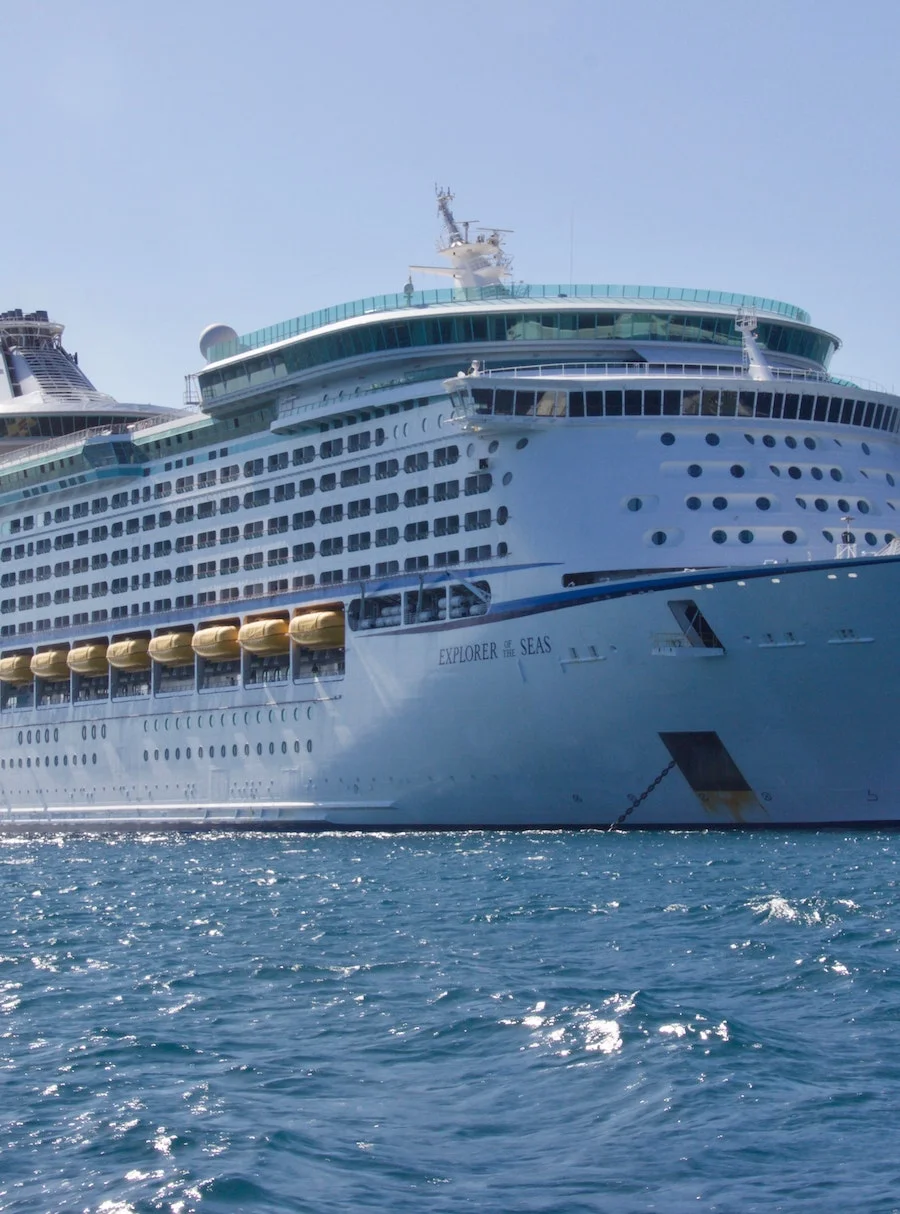 cruise-ship