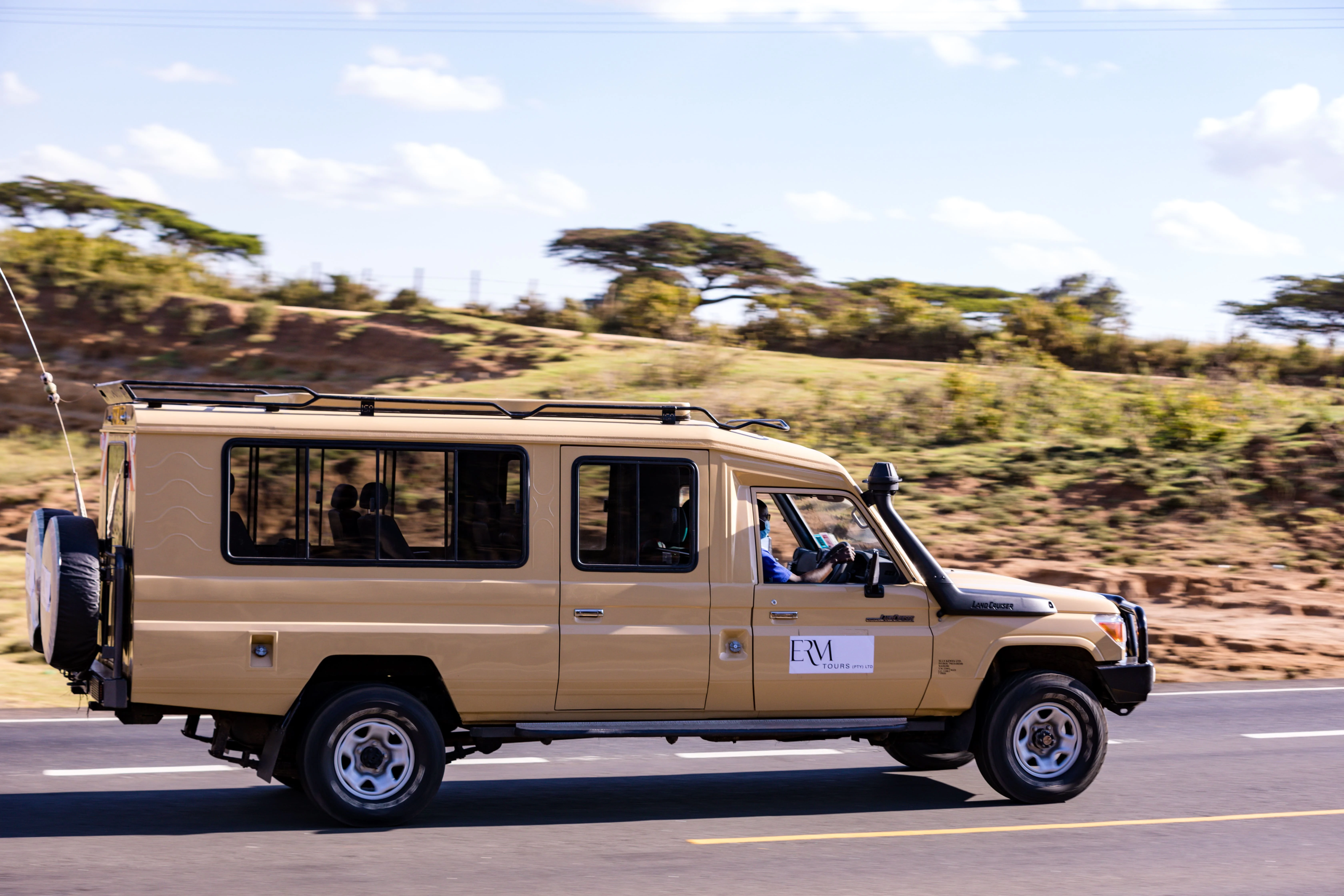 tour vehicle
